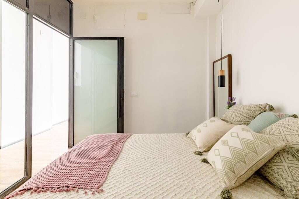 Cozy Loft Patio+Pool +Wifi Lejlighed Valencia Eksteriør billede